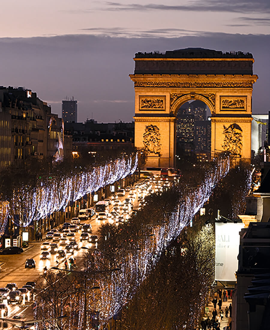 Avenue des Champs-Élysées, Paris
